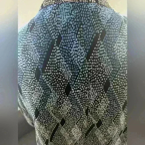 Forever 21 Contemporary Shirt Dress -- Size M -- Light, airy, 80s vibe - Picture 3 of 9